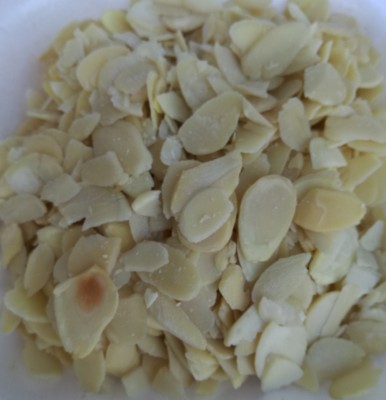 Mandula szeletelt